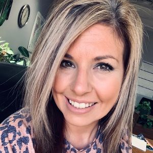 Meet your Posher, Karrie